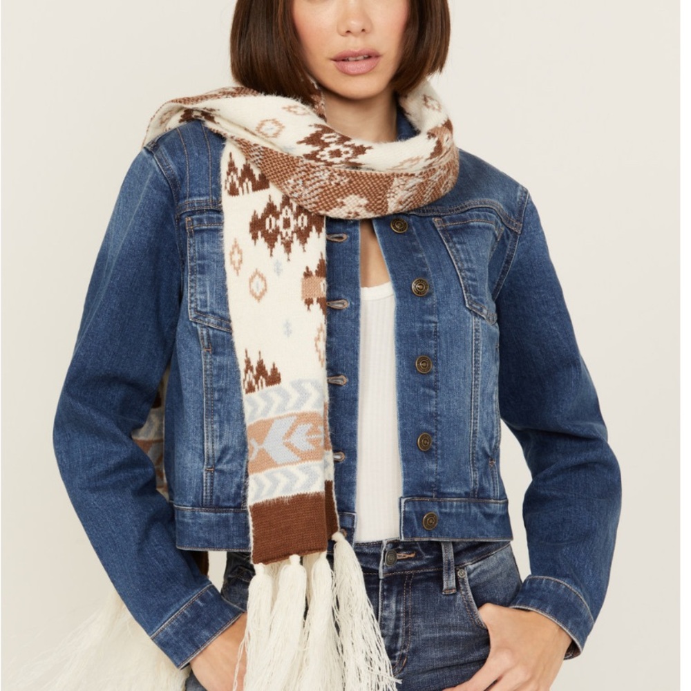 Idyllwind Boot Barn Brown and Cream Patterned Scarf NWT